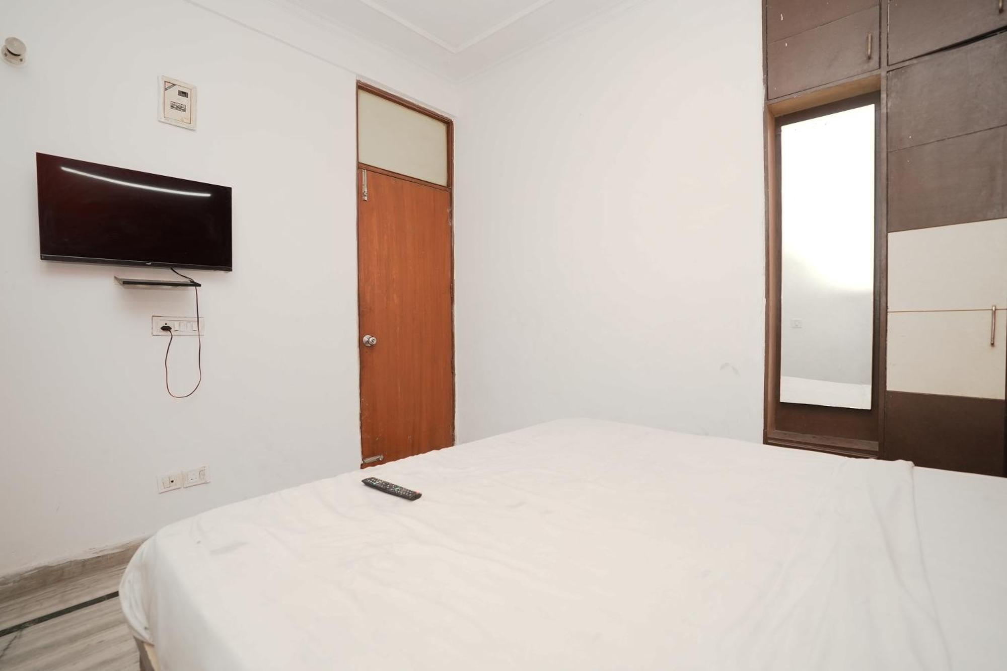 Hotel Sunrise Moon New Delhi Exterior photo