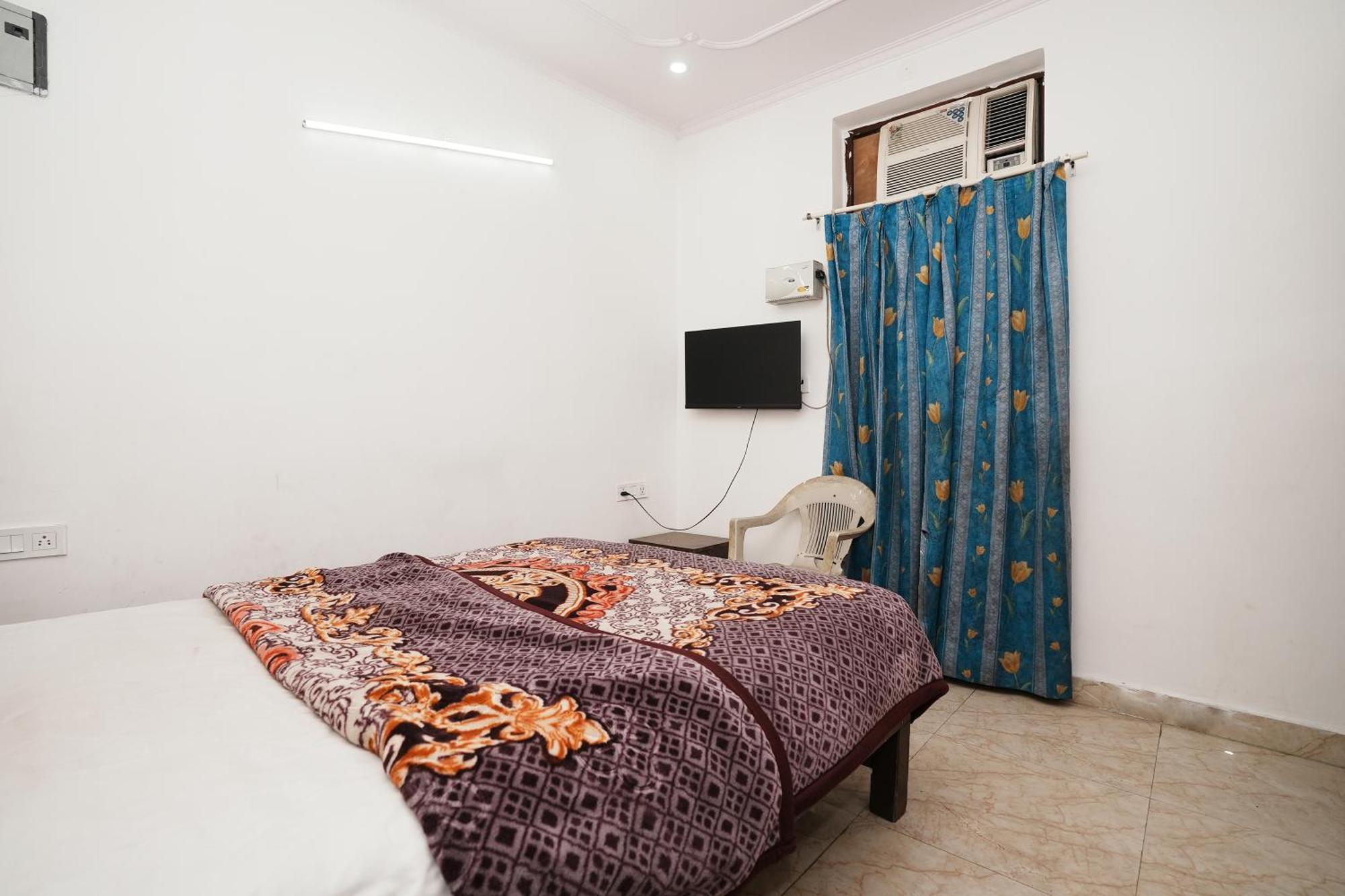 Hotel Sunrise Moon New Delhi Exterior photo