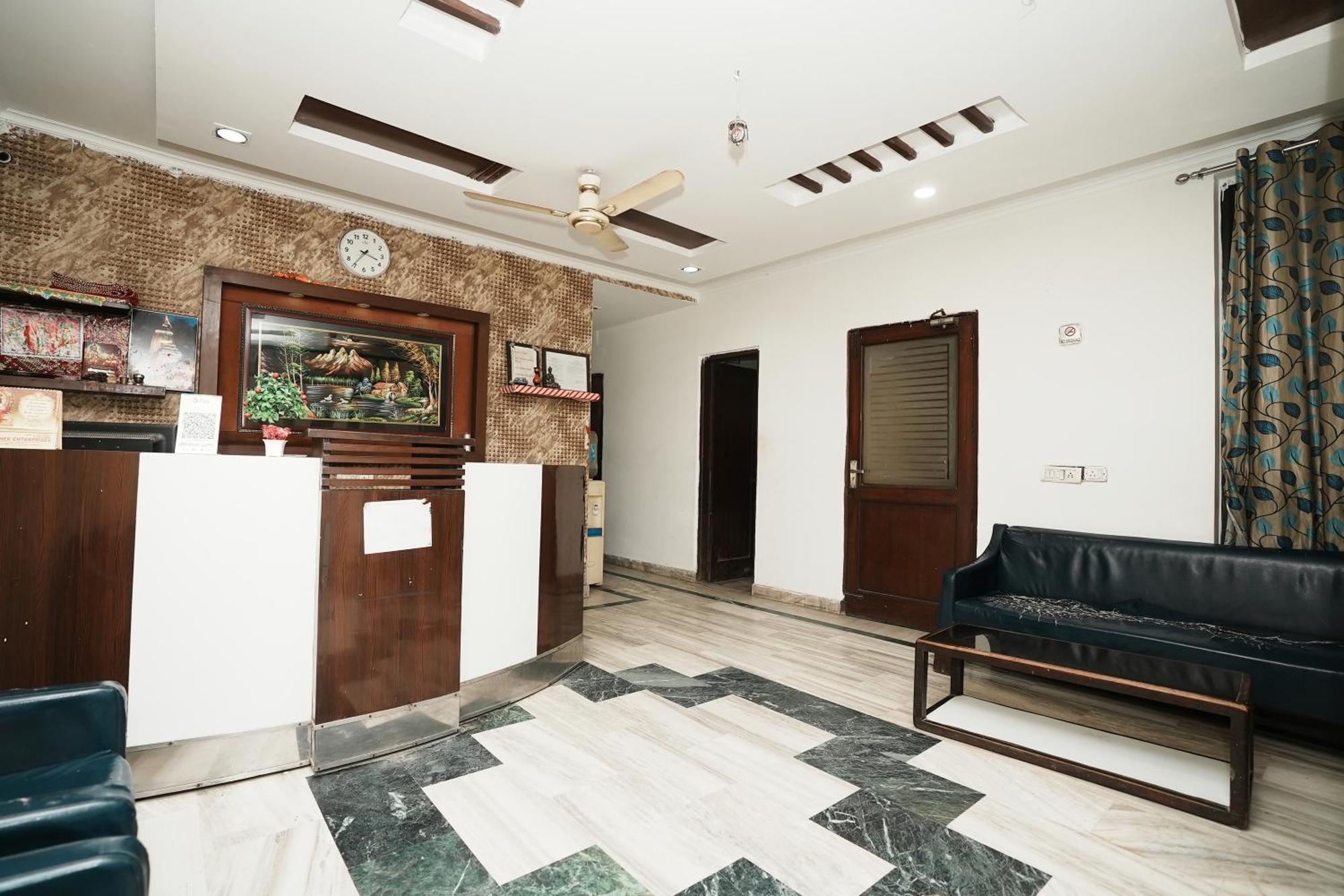 Hotel Sunrise Moon New Delhi Exterior photo